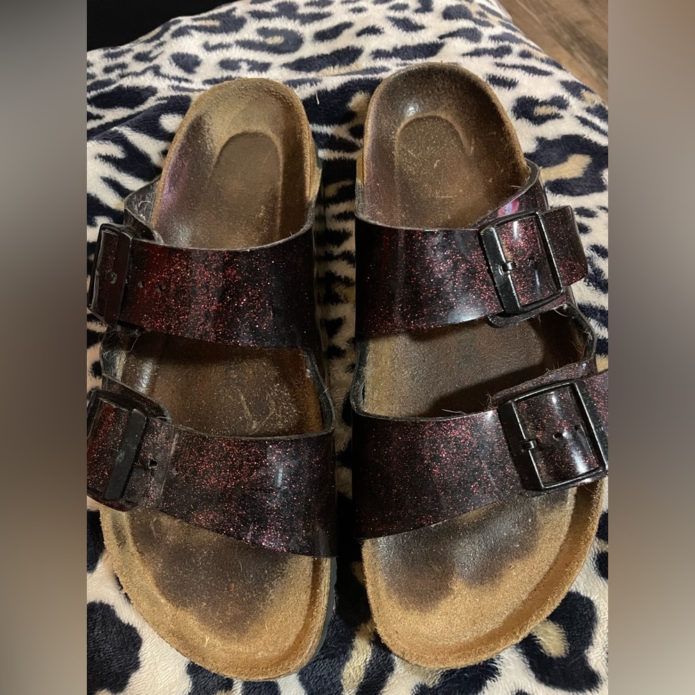 Red SPARKLE Birkenstock’s